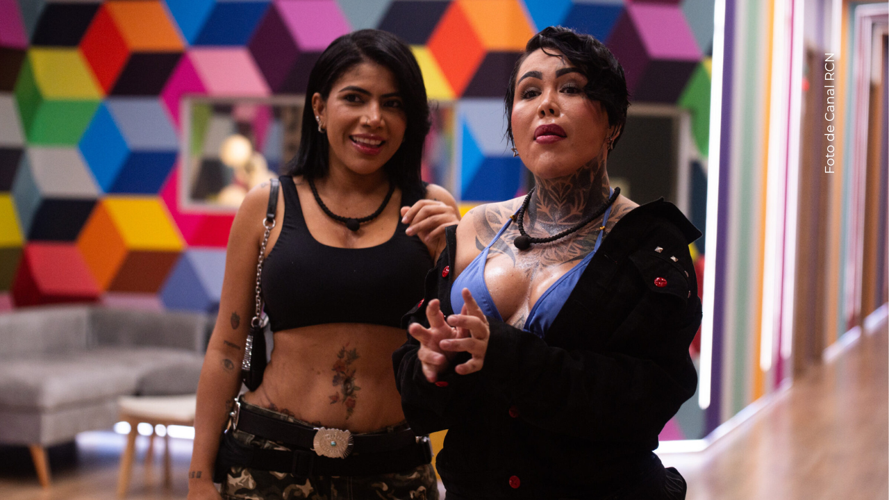 Yina Calderón y La Toxi Costeña en La casa de los famosos Colombia 2025.
