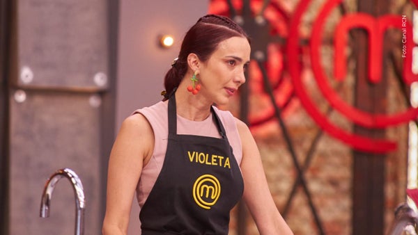 Violeta Bergonzi rompe en llanto durante reto decisivo de MasterChef Celebrity: “Me engañaron” Violeta Bergonzi rompe en llanto durante reto decisivo de MasterChef Celebrity: “Me engañaron”