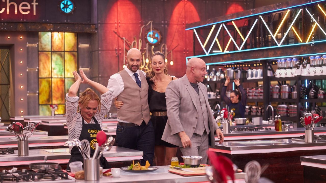 Los chefs de MasterChef Celebrity sorprendieron al ayudar a las cocineras en pleno reto de eliminación