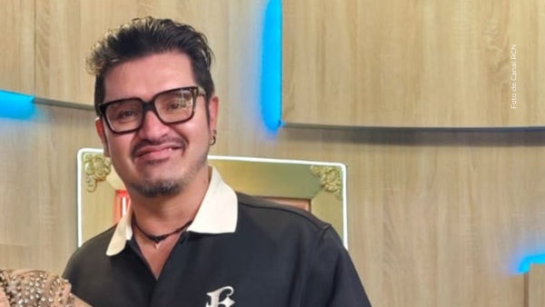 Hassam recuerda a su mamá con fotos inéditas de su juventud y un mensaje que derritió corazones Hassam recuerda a su mamá con fotos inéditas de su juventud y un mensaje que derritió corazones