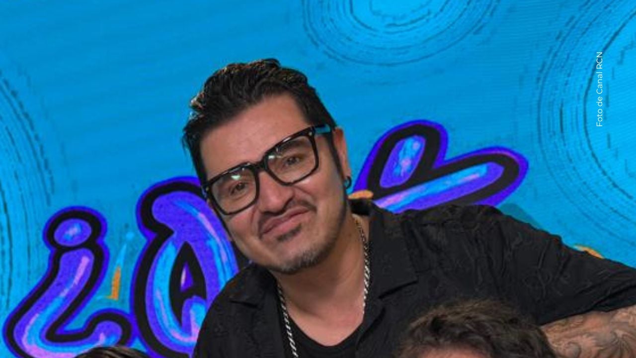 Hassam publica fotos inéditas de su juventud.