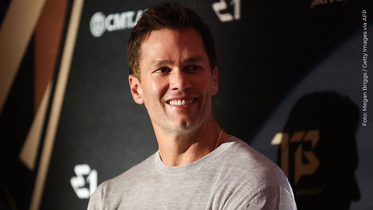 Exjugador de fútbol, Tom Brady divide las redes tras clonar a su perrita