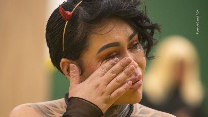 Yina Calderón se enferma en el reality.