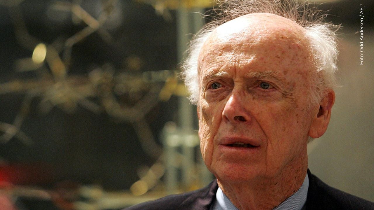 Murió James Watson, científico que ayudó a descubrir la estructura del ADN