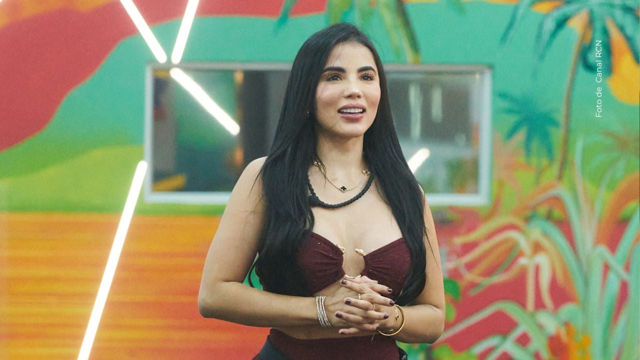 Karina García acapara todas las miradas por bailar.