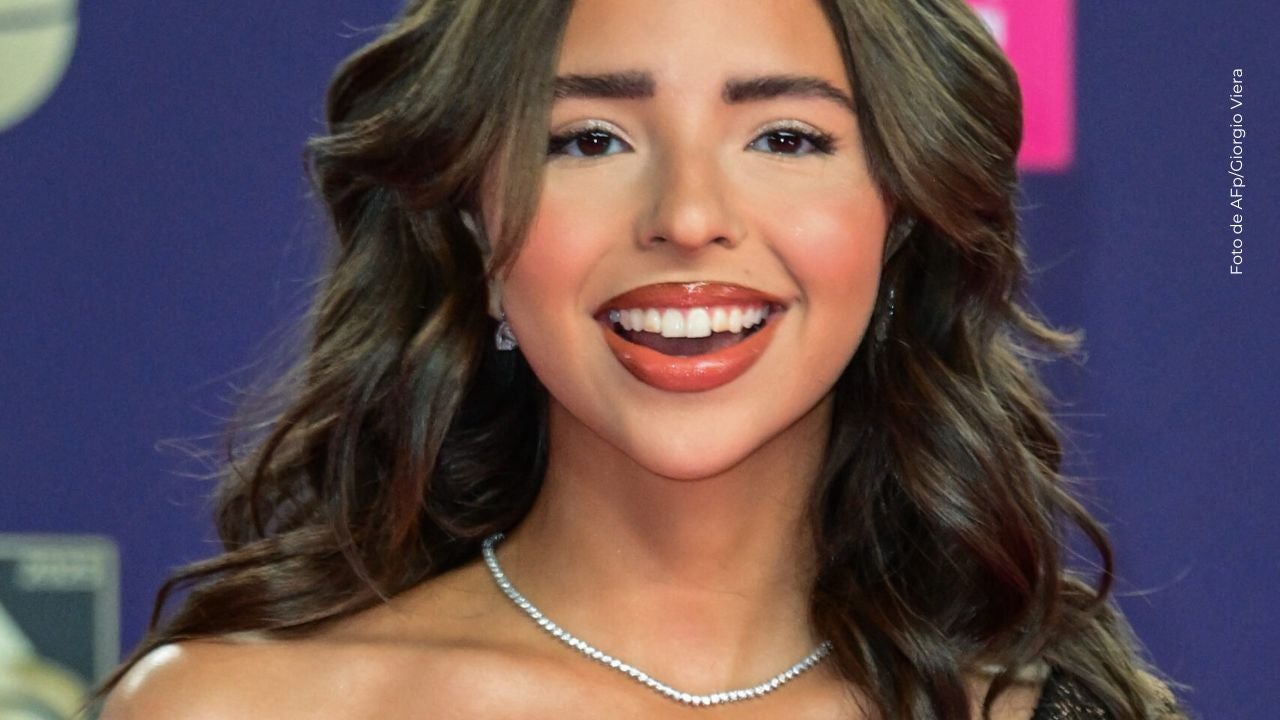 “¡No estás sola!”: el mensaje que hizo llorar a Ángela Aguilar en medio de su concierto