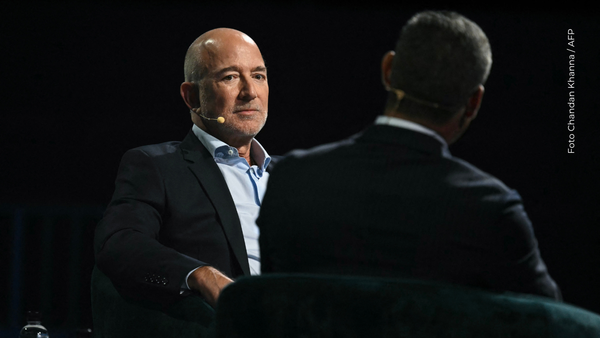 Jeff Bezos sorprende al mundo con su declaración sobre la IA: “Solo ellos sobrevivirán”