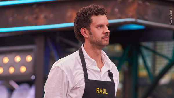 Raúl Ocampo fue eliminado de MasterChef y su salida generó emotivas reacciones: así fue Raúl Ocampo fue eliminado de MasterChef y su salida generó emotivas reacciones: así fue