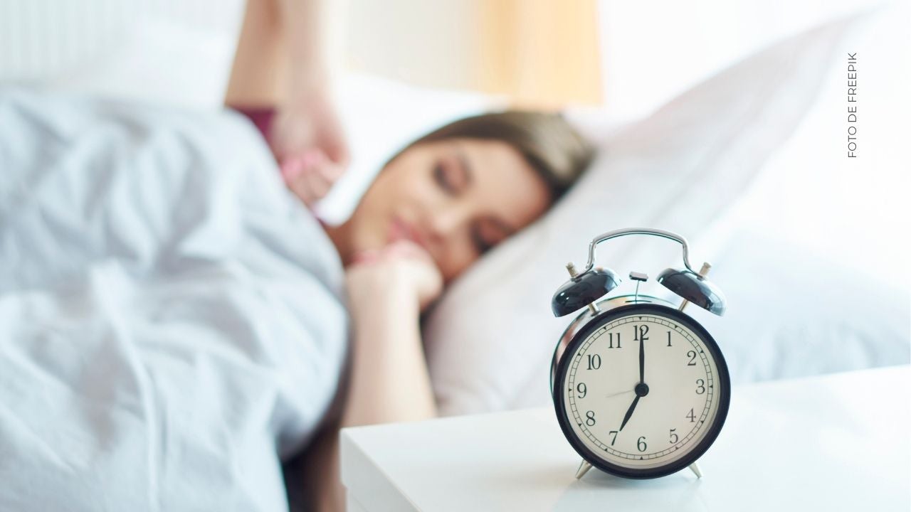 ¿Qué precauciones debes tener si decides dormir al natural?