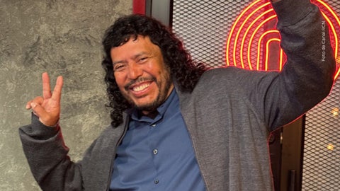 René Higuita sorprende a sus seguidores.