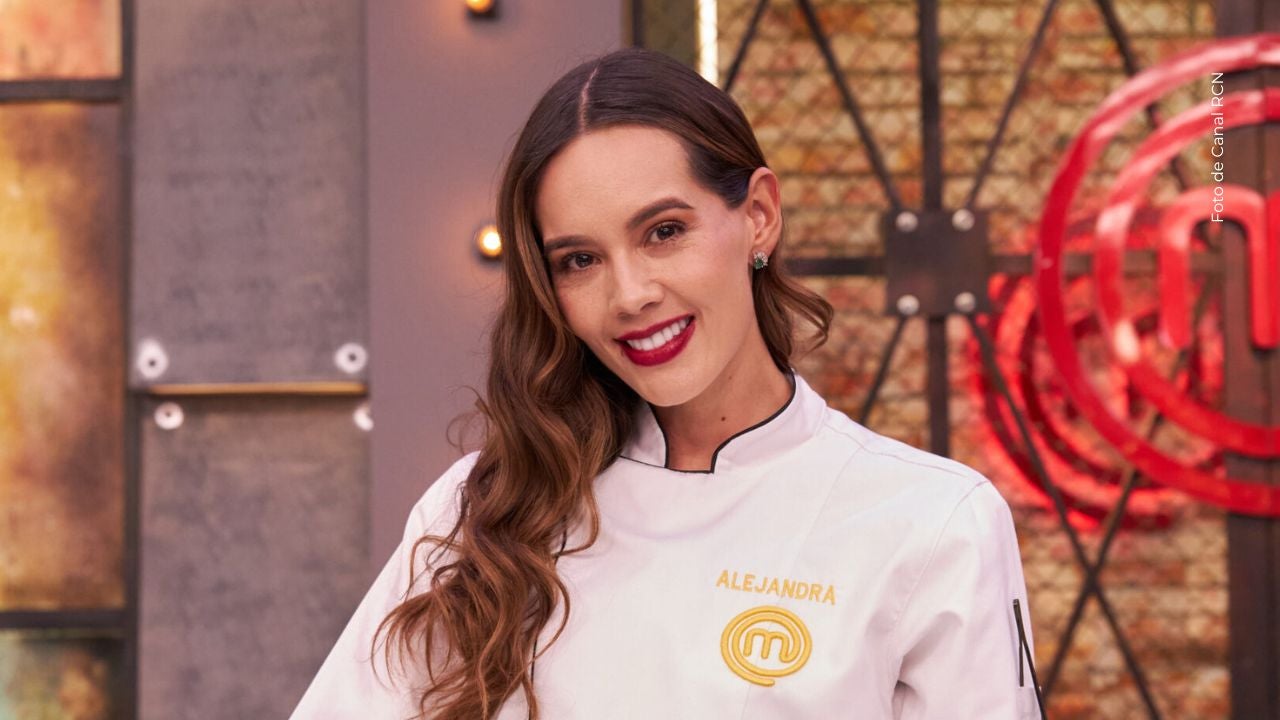 Alejandra Ávila sorprende a los jurados. 