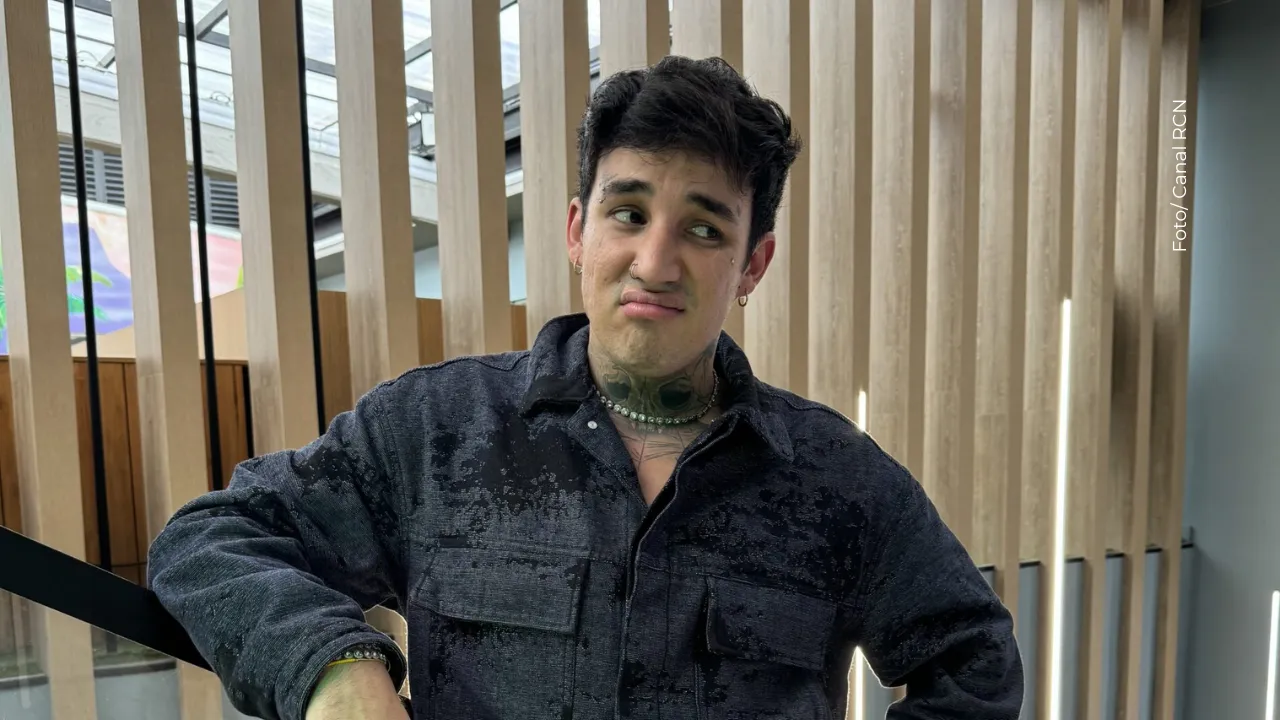 Valentino Lázaro apareció en el concierto de Beéle