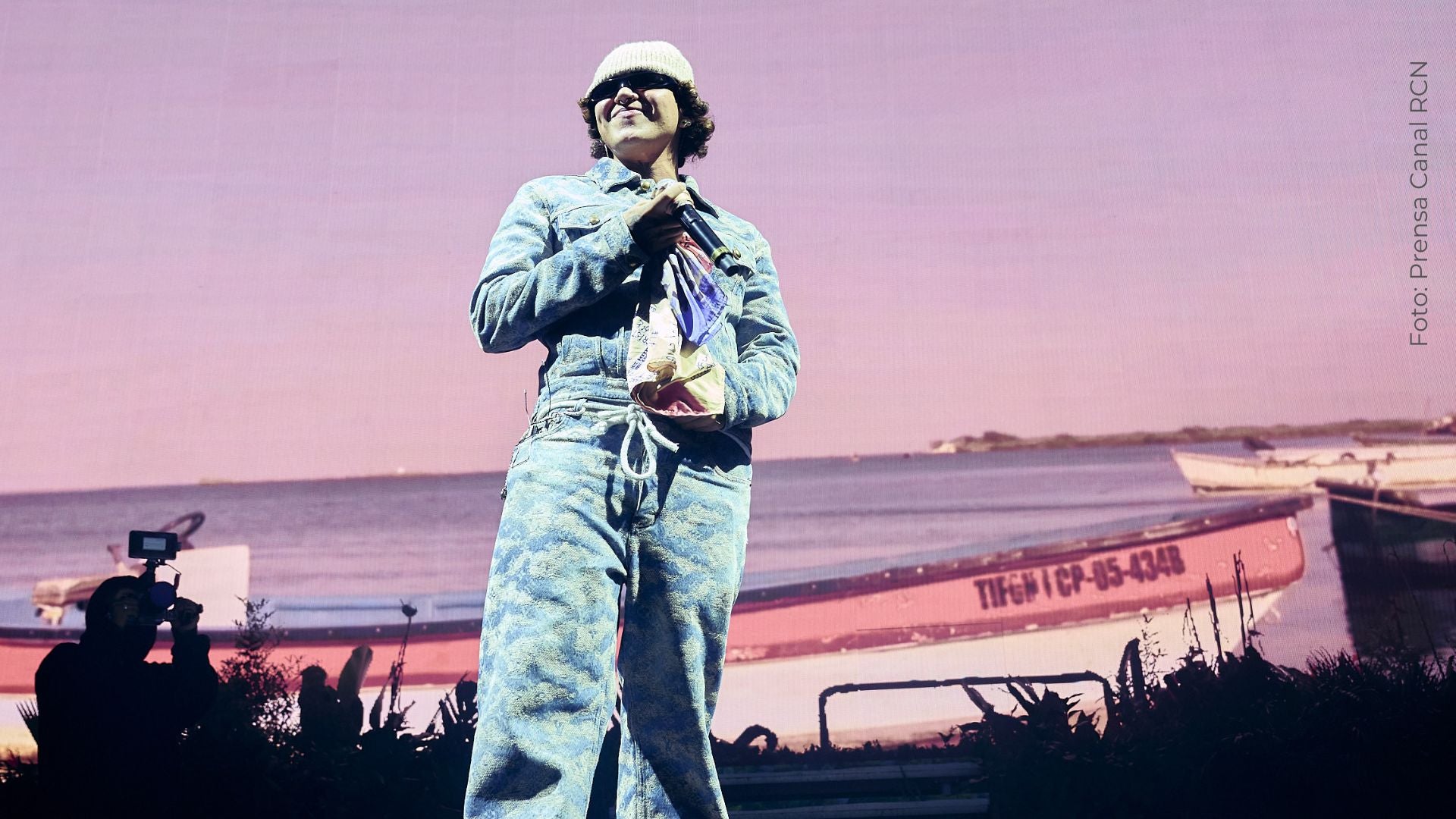 Fans de Beéle reaccionan en redes a su primera de seis fechas en el Movistar Arena.