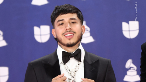 WestCol en la alfombra roja de los Latin Grammy 2025.