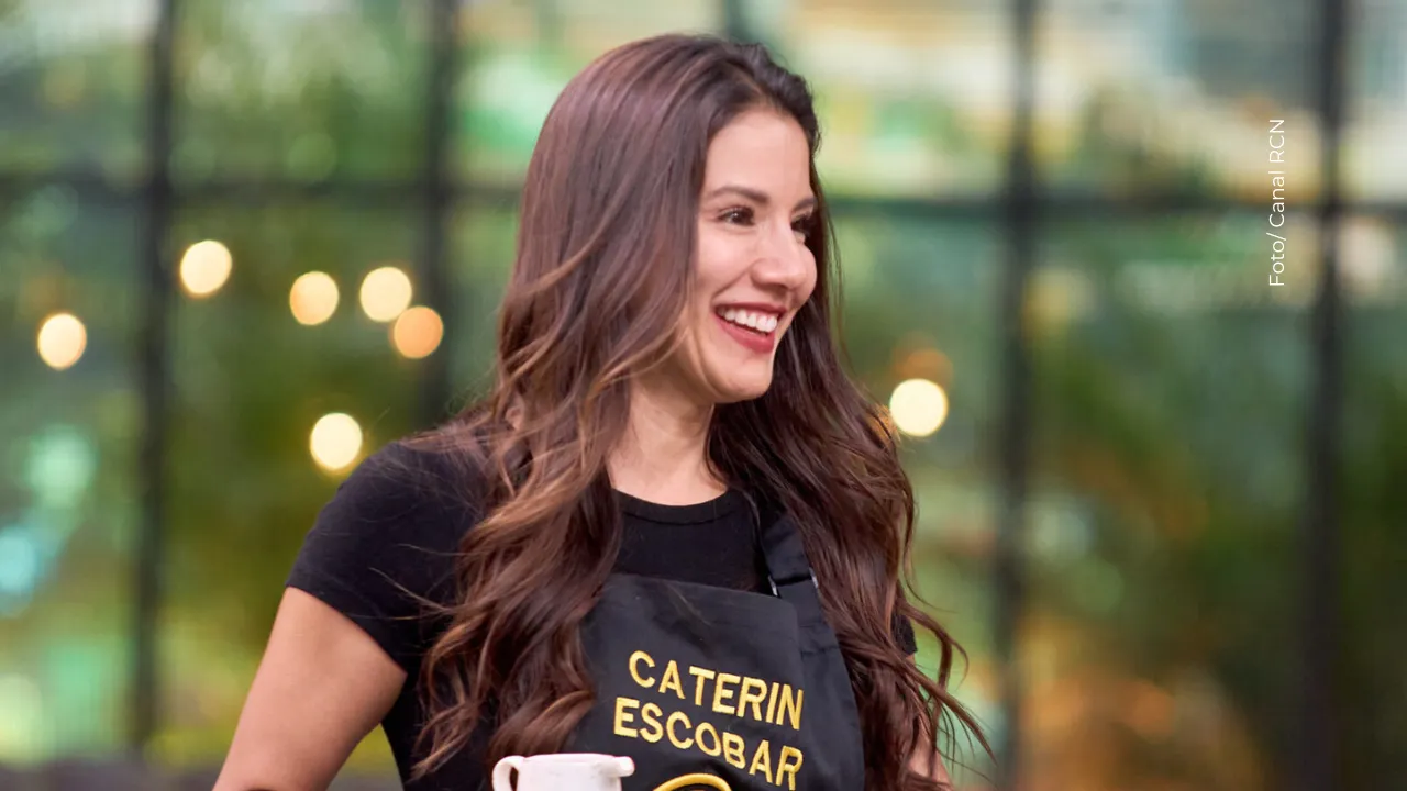 Caterin Escobar y Mario Yepes desatan emociones con foto