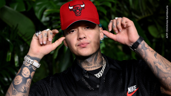 Así se veía la mujer trans con la que relacionan a Blessd cuando era hombre