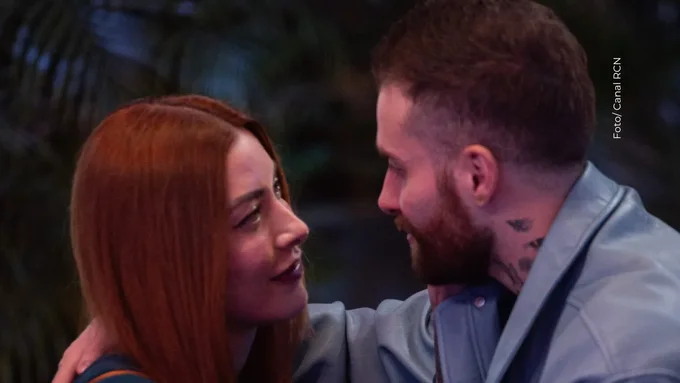 Norma Nivia grabó el video en el que le dice “antipático” a Mateo Varela en pleno vuelo