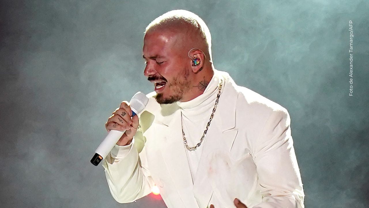 J Balvin sorprende en Ciudad de México. 