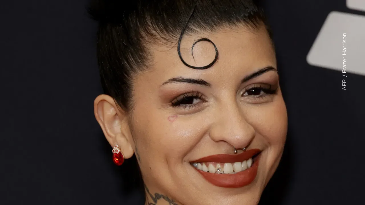 Cazzu frena preguntas sobre Nodal y deja clara su postura