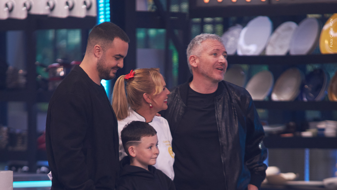 Él es Tommy Duque, el guapo hijo de Carolina Sabino, FINALISTA de MasterChef Celebrity