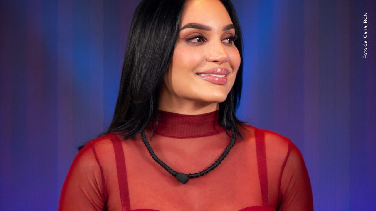 Andrea Valdiri sufrió un pequeño accidente durante los preparativos de su Navidad