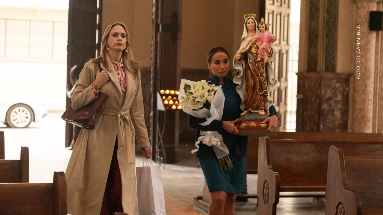 La relación entre Eva y Victoria desata tensión.