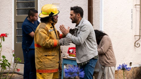 León cuestiona a las autoridades oficiales