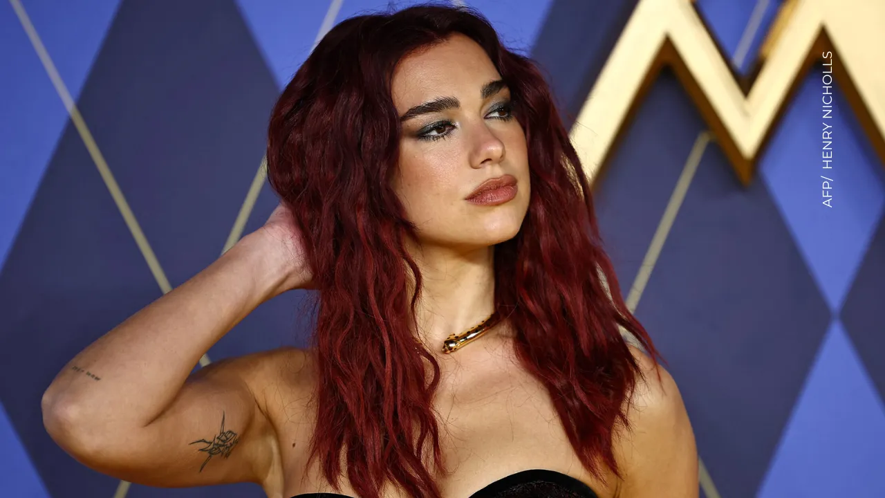 Dua Lipa cantará una canción de Shakirá en Bogotá