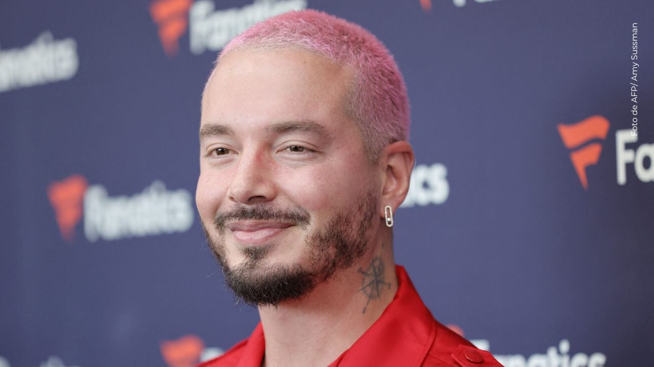 La emotiva razón que hizo llorar a J Balvin en pleno concierto en Medellín