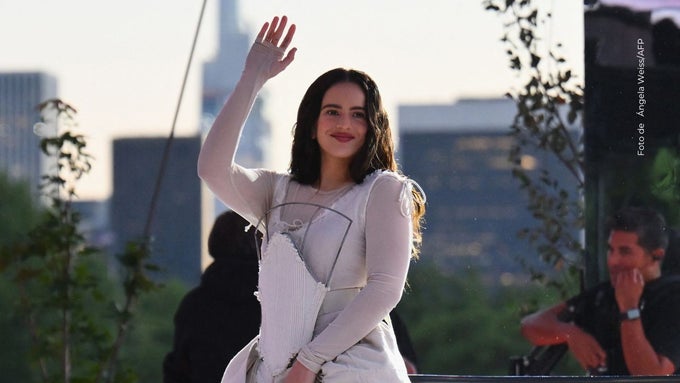 Rosalía sorprende en su visita a Sudamérica.