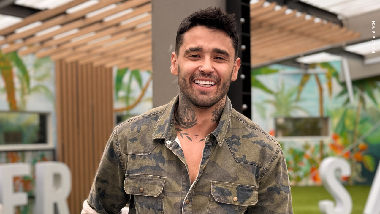 Él es Esteban Bernal, aspirante del tercer grupo de La casa de los famosos Colombia.