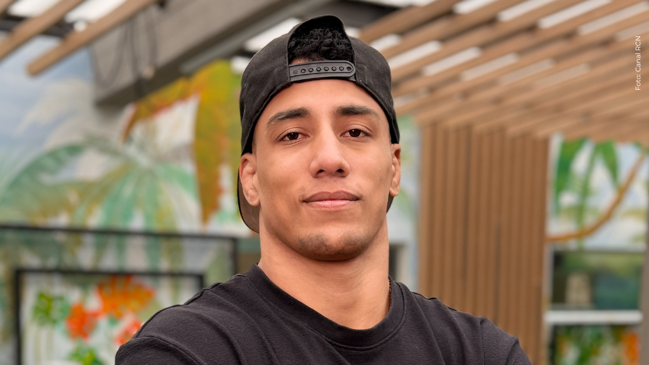 Él es Alexis Cuero, aspirante del tercer grupo de La casa de los famosos Colombia.