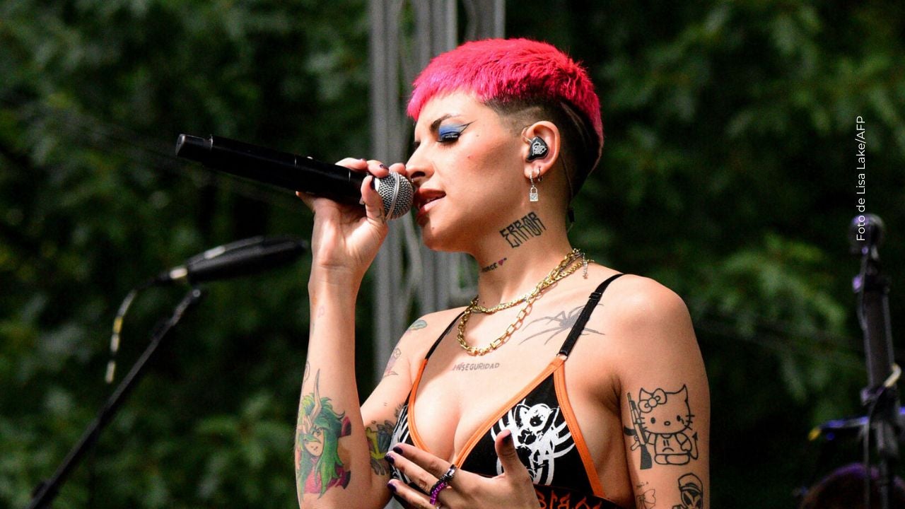 Cazzu cantó vallenato en el Movistar Arena.