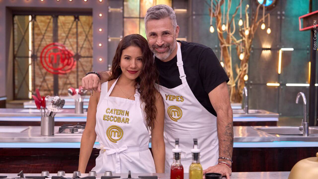 El amor también se cocina: Caterin Escobar y Mario Alberto Yepes se flecharon en MasterChef Celebrity.