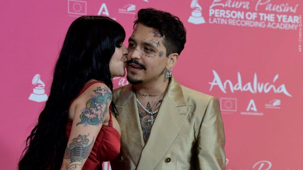 Tras romper con Cazzu, Christian Nodal se casó con Ángela Aguilar. 