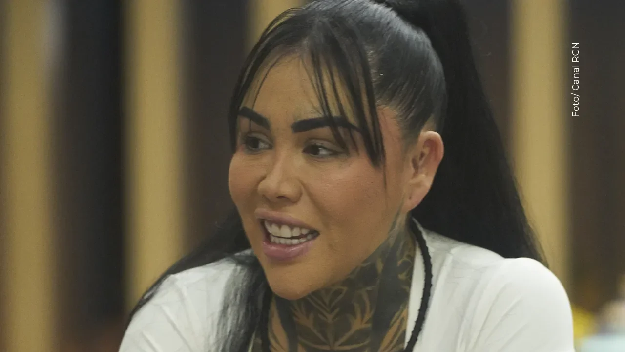 Yina Calderón no pudo pagar en un supermercado y así reaccionó