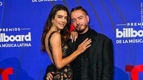 J Balvin le reclama a Valentina Ferrer