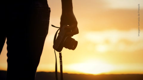 Fallece Martin Parr, famoso fotógrafo que redefinió toda una era a sus 73 años.