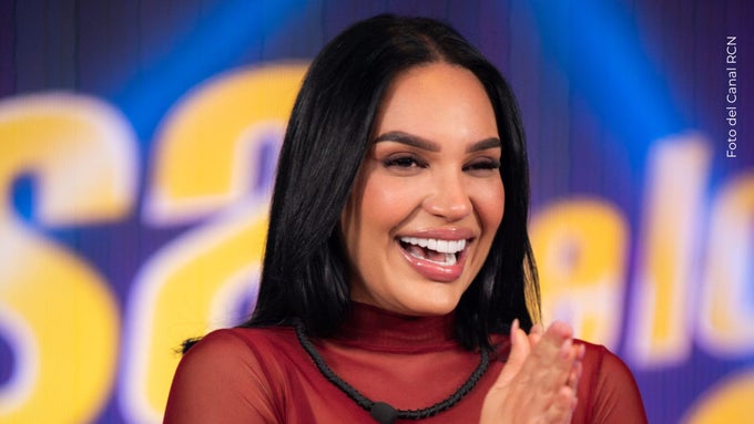 Andrea Valdiri encanta con sus fotos en Curazao de vacaciones con su novio, Daniel Sepúlveda.