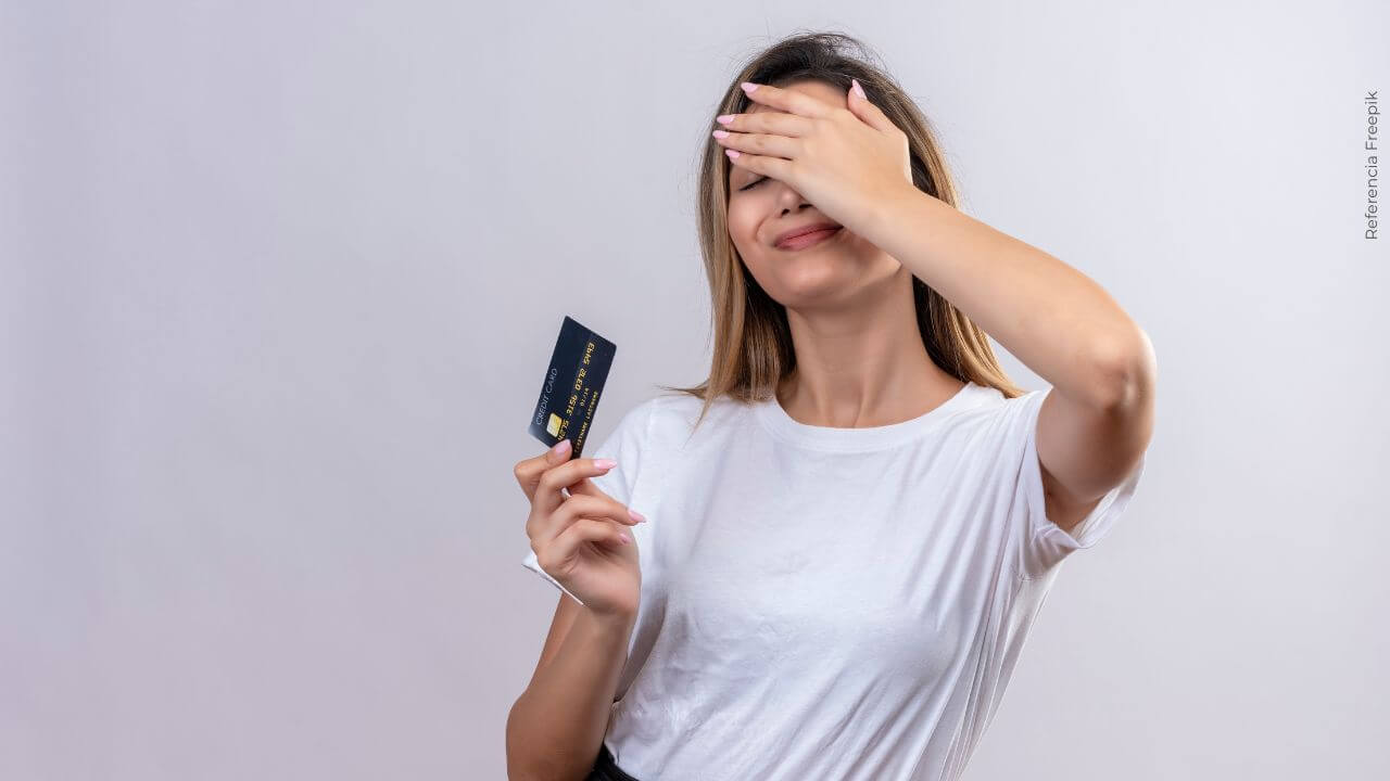 La actriz colombiana le pidió a sus seguidores estar alertas ante una situación similar.