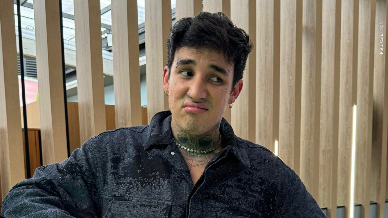 Valentino Lázaro se quebró en llanto tras polémica con Dímelo King, ¿por qué Karola está en medio?