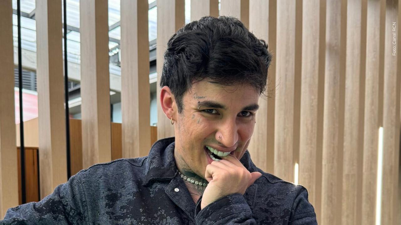 Valentino Lázaro se quebró en llanto tras polémica con Dímelo King, ¿por qué Karola está en medio?