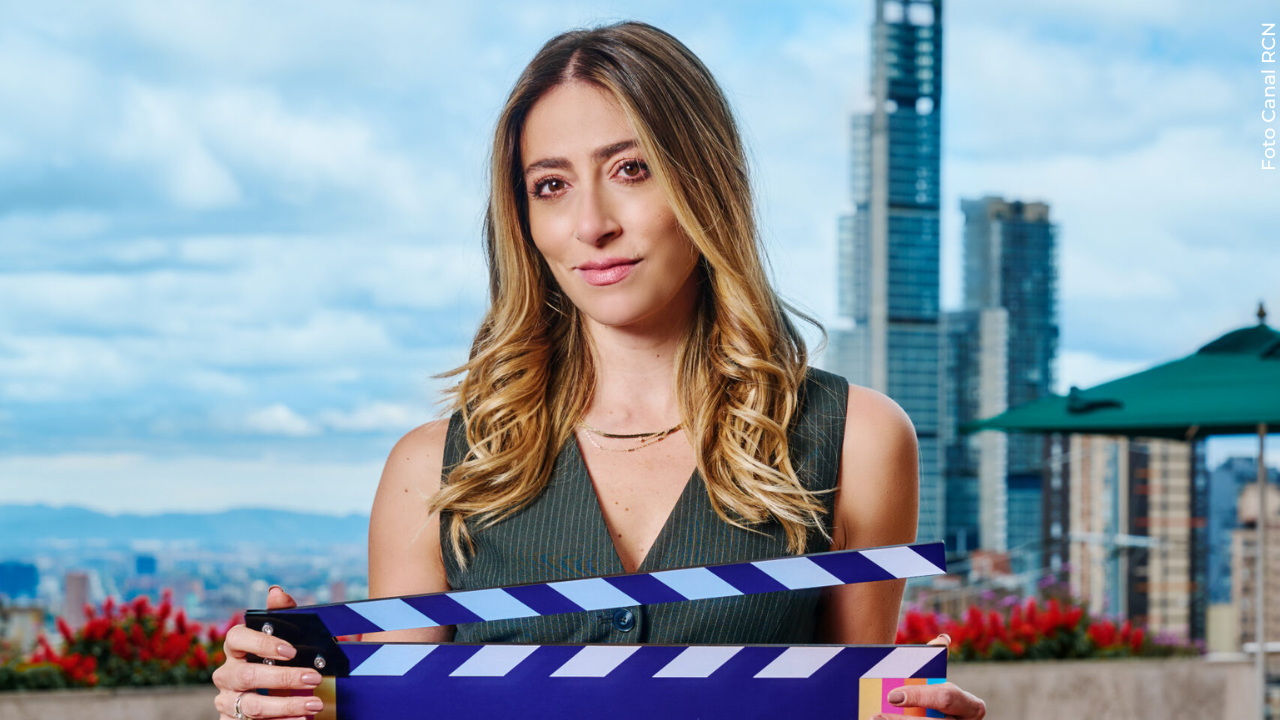 Verónica Orozco como Lucía