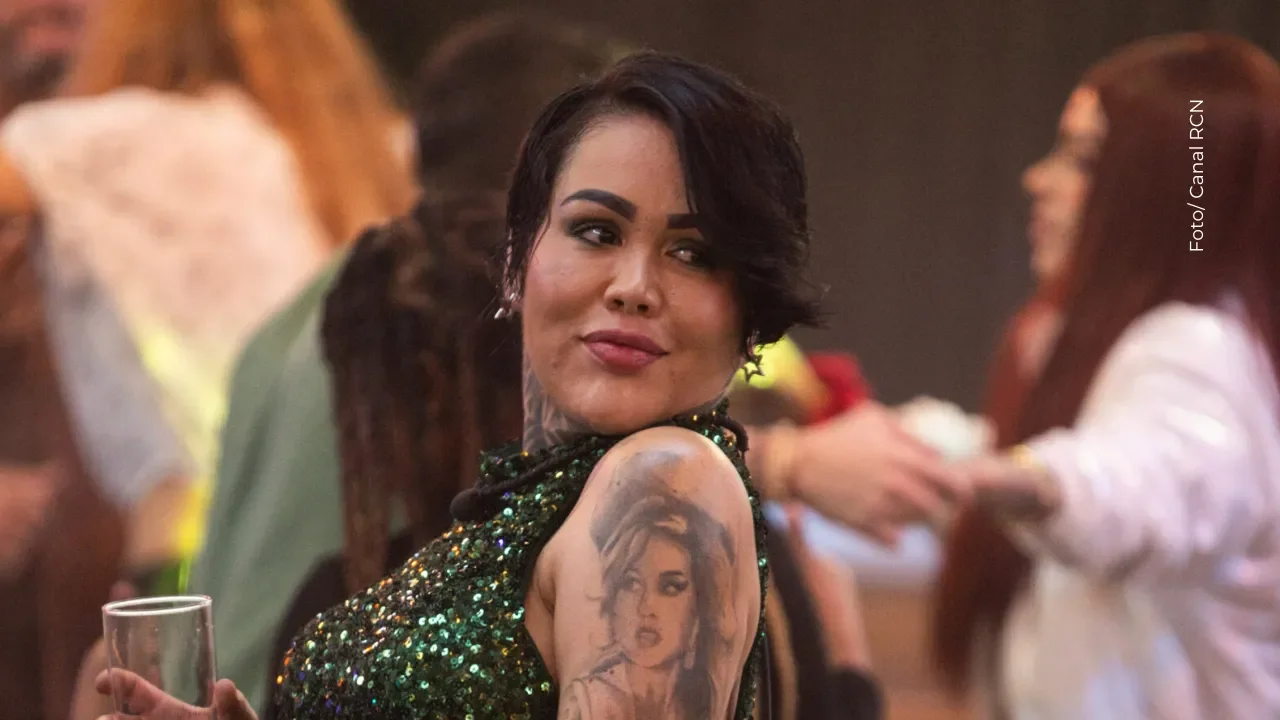 Yina Calderón muestra su intento de cambio de look.