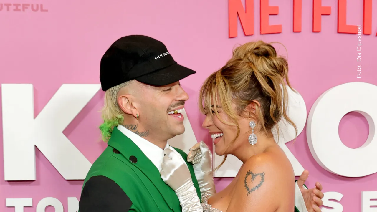 Pistas revelarían que Karol G y Feid mantienen su relación