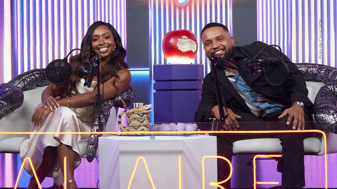 Neider compra los regalos de Navidad de Karen Sevillano. 