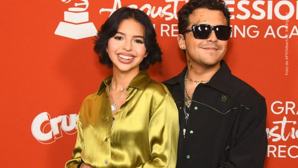 Así reaccionaron las redes al ver la Navidad de Christian Nodal y Ángela Aguilar