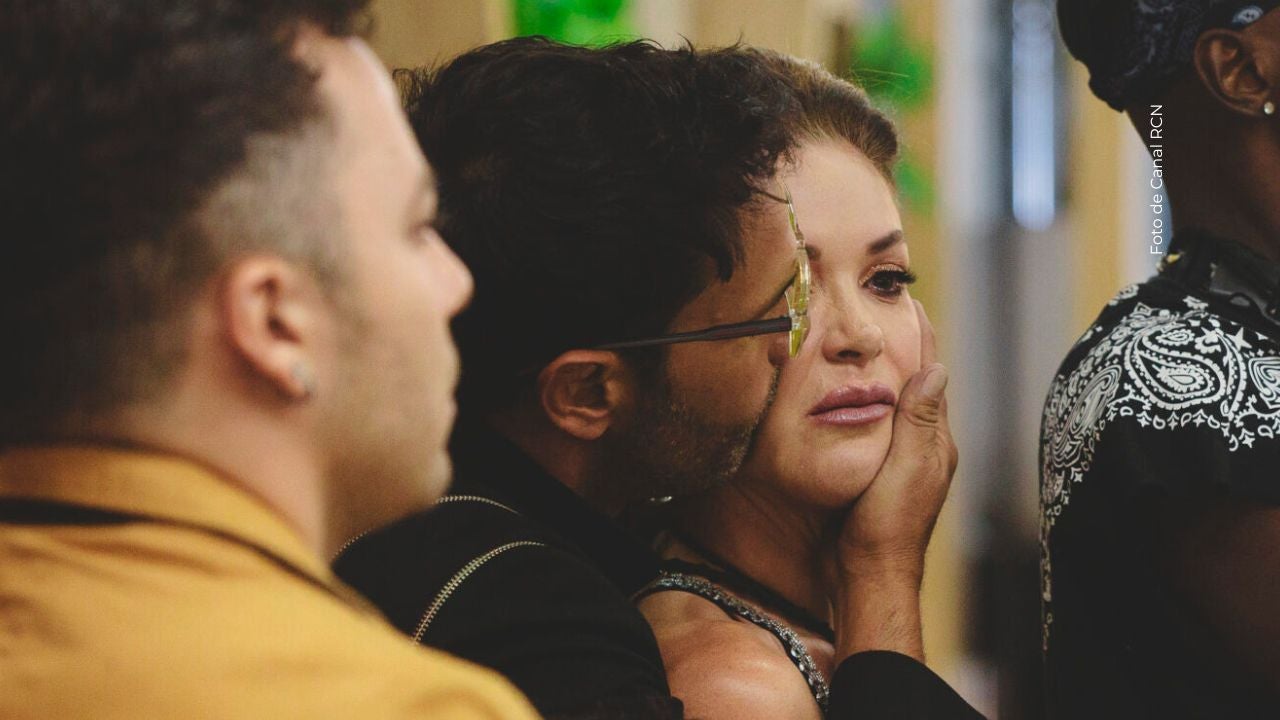 Alejandro Estrada terminó con Nataly Umaña. 