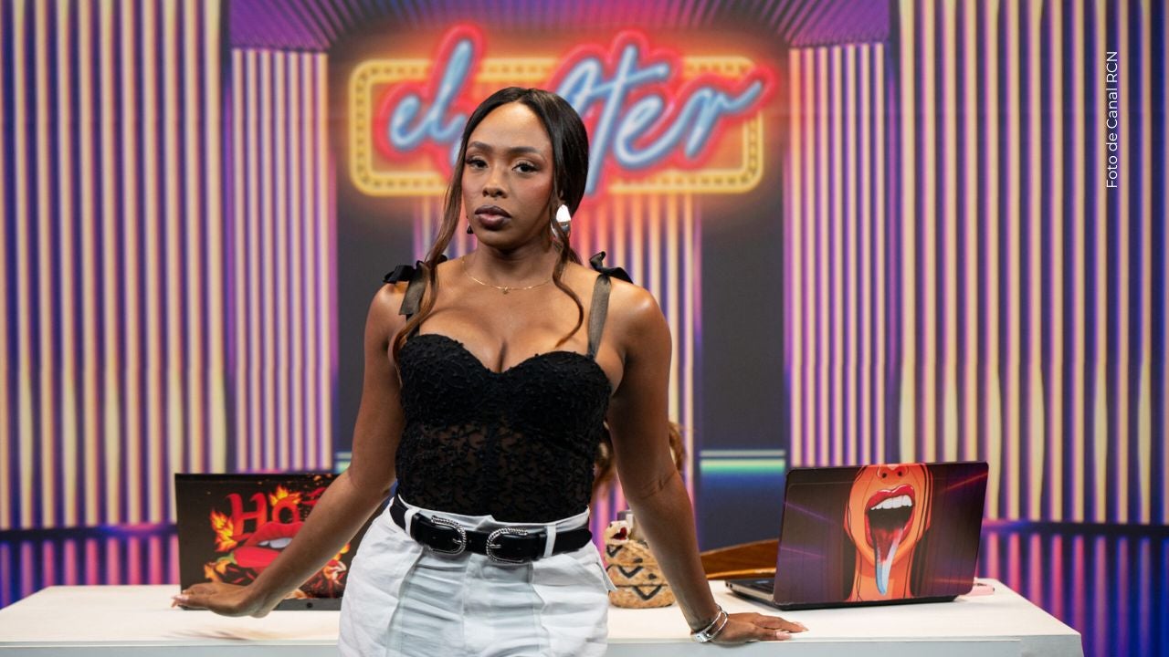 Karen Sevillano presume su figura.