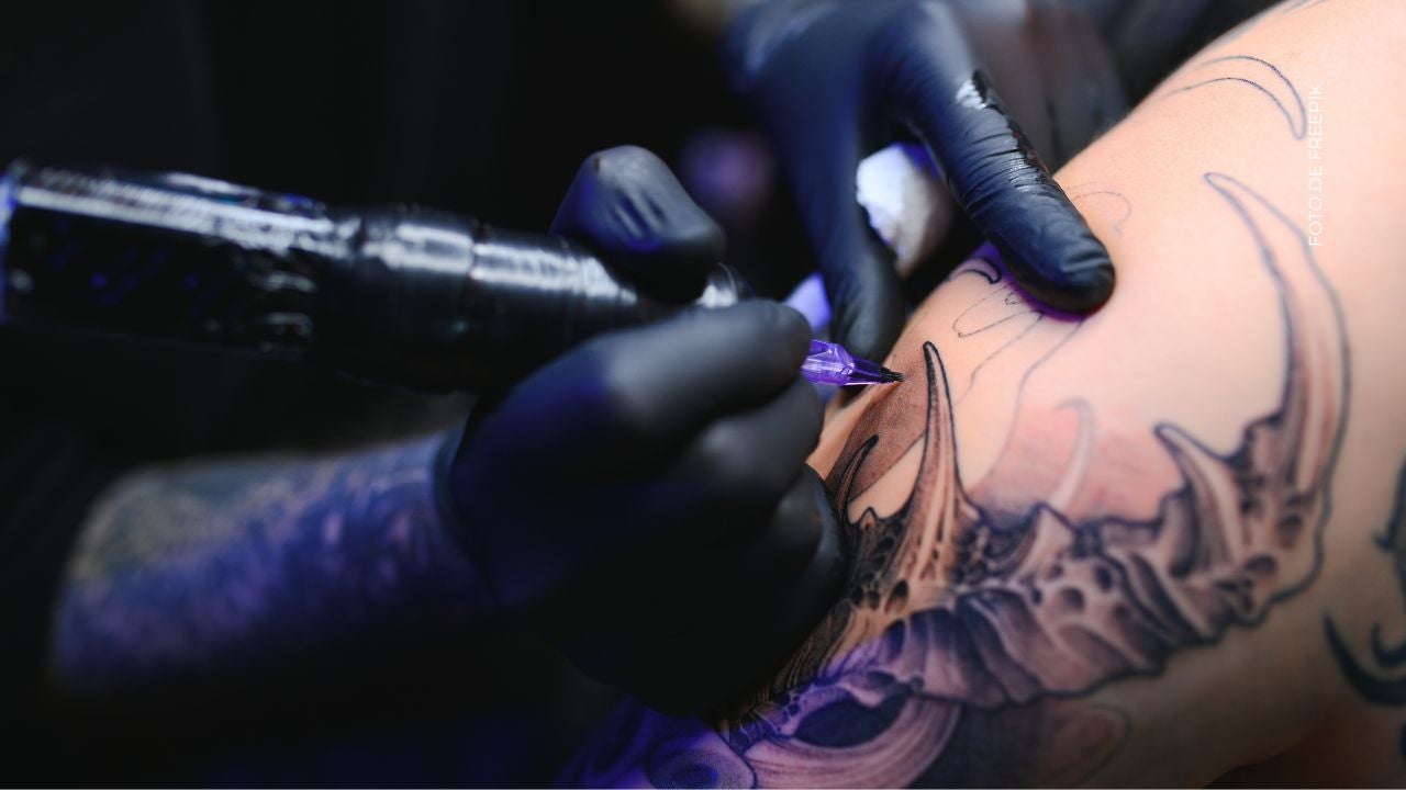 ¿Qué tatuaje se hizo Tebi Bernal y en qué zona del cuerpo?